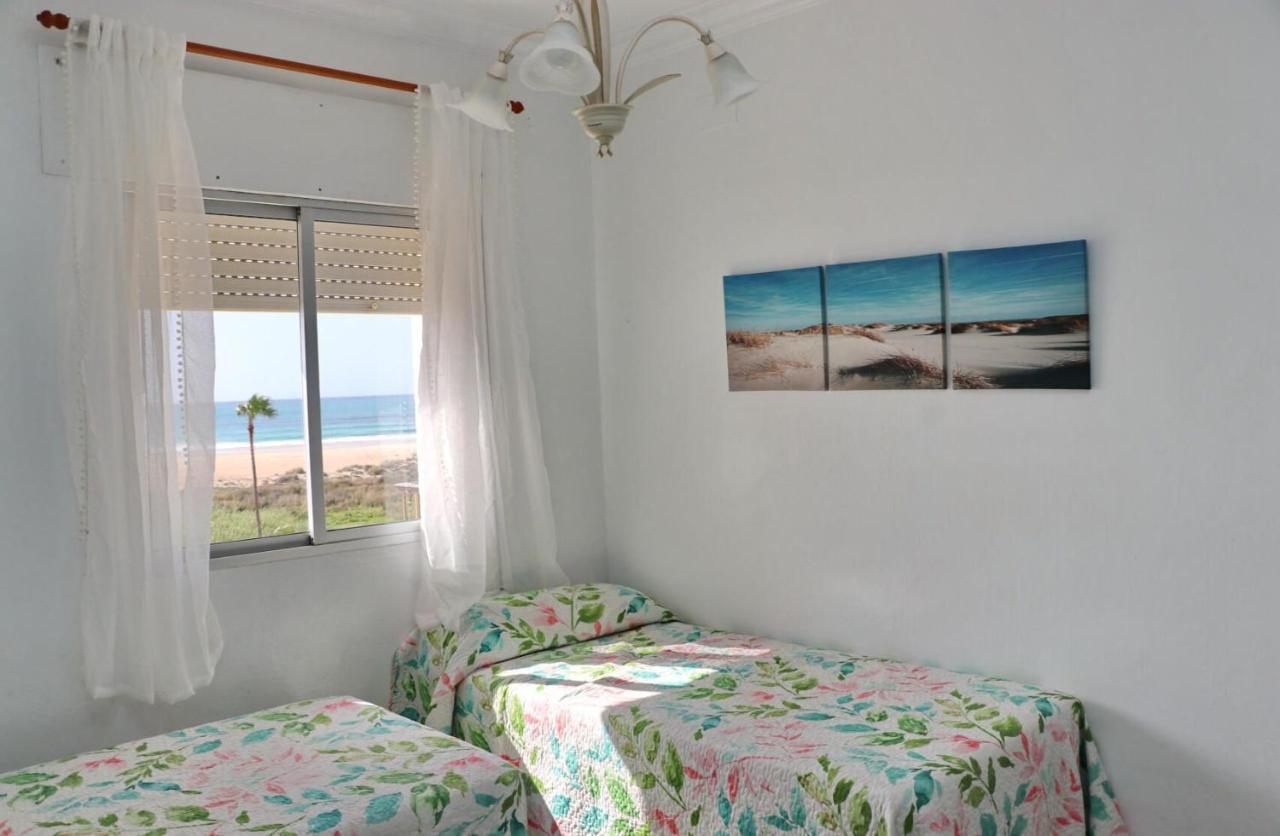 Apartamento La Fuente Conil De La Frontera Exterior photo