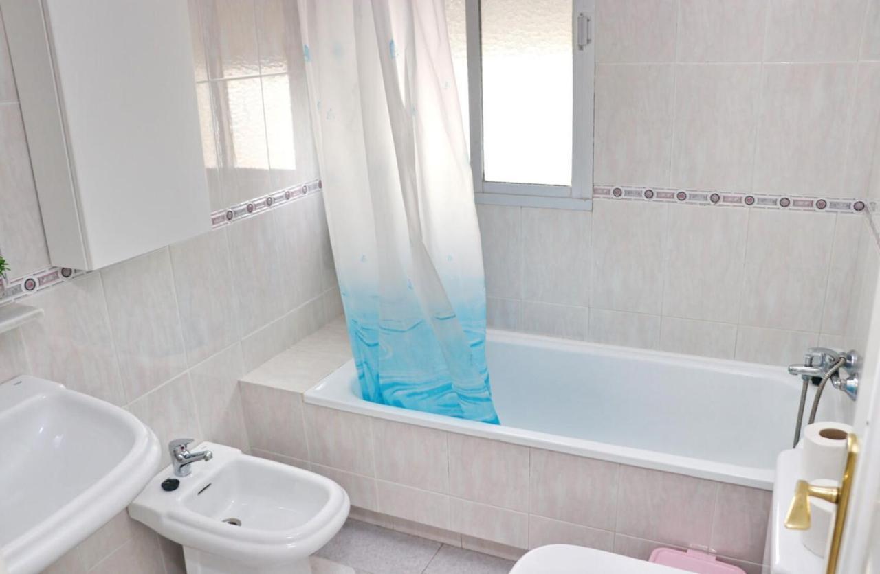 Apartamento La Fuente Conil De La Frontera Exterior photo