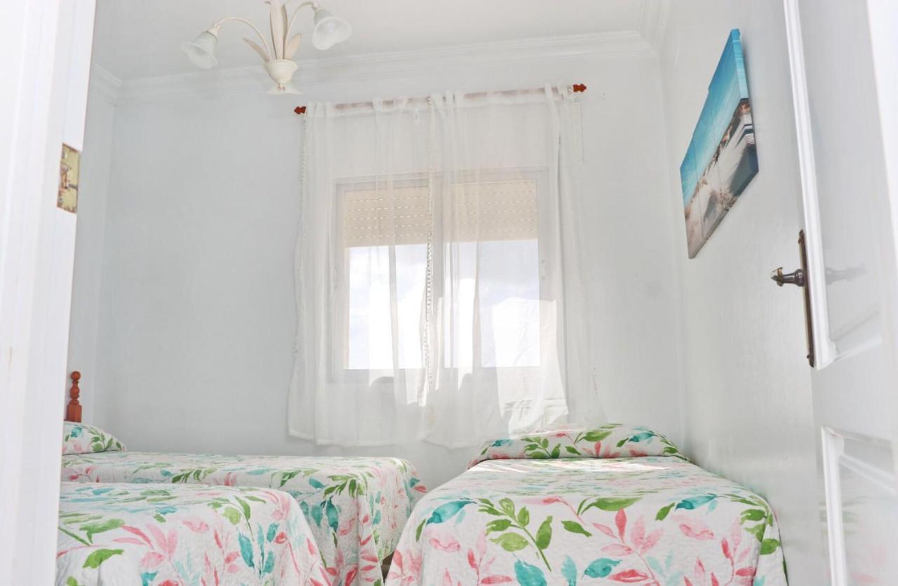 Apartamento La Fuente Conil De La Frontera Exterior photo